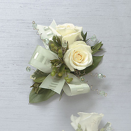 Wrist corsage 3 rose